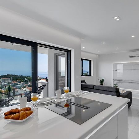 Luxury Seaview Apartment Dzenan Макарска Экстерьер фото